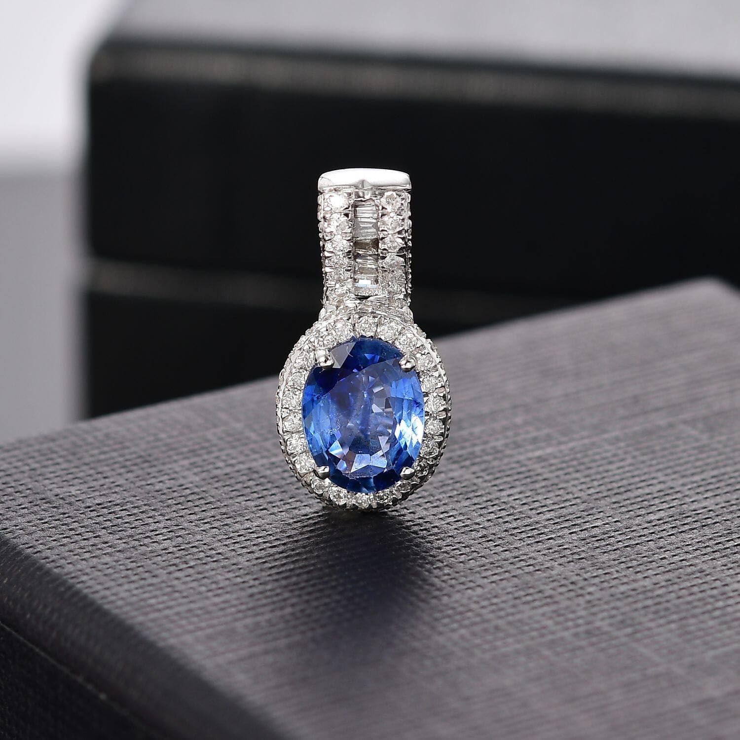 LUXORO AAA Sapphire White Diamond Oval 14K White Gold Halo Pendant for Women Jewelry Birthday Christmas Gifts Ct 1.69 G-H Color I3 Clarity - Image 2